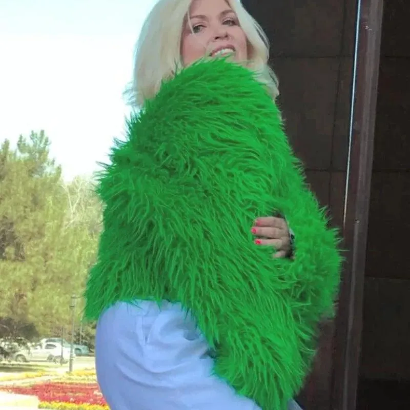 2023 Women Faux Fur Coat Autumn Winter High Quality Fluffy Short Coat Faux Fur Jacket