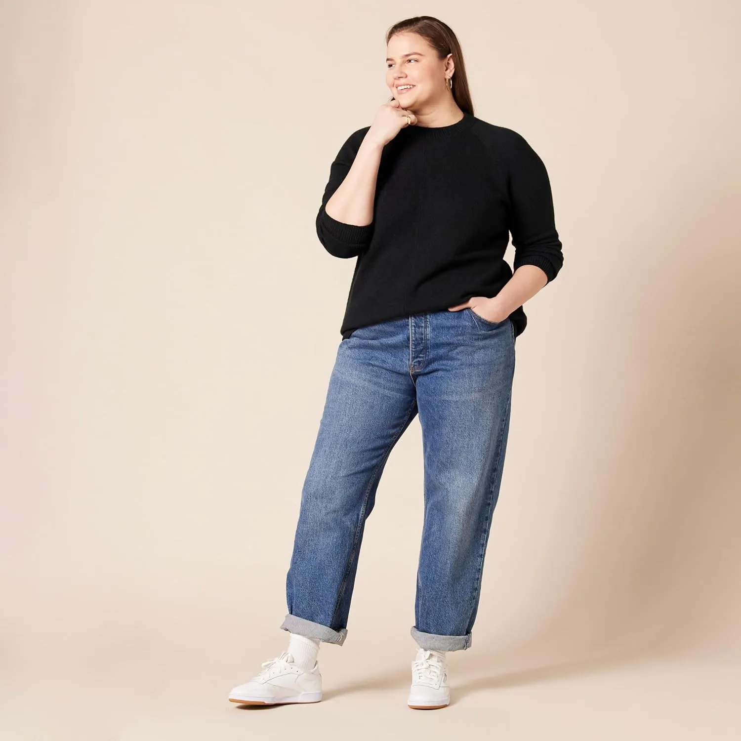 Amazon Essentials Women's Classic-Fit Soft Touch Long-Sleeve Crewneck Sweater