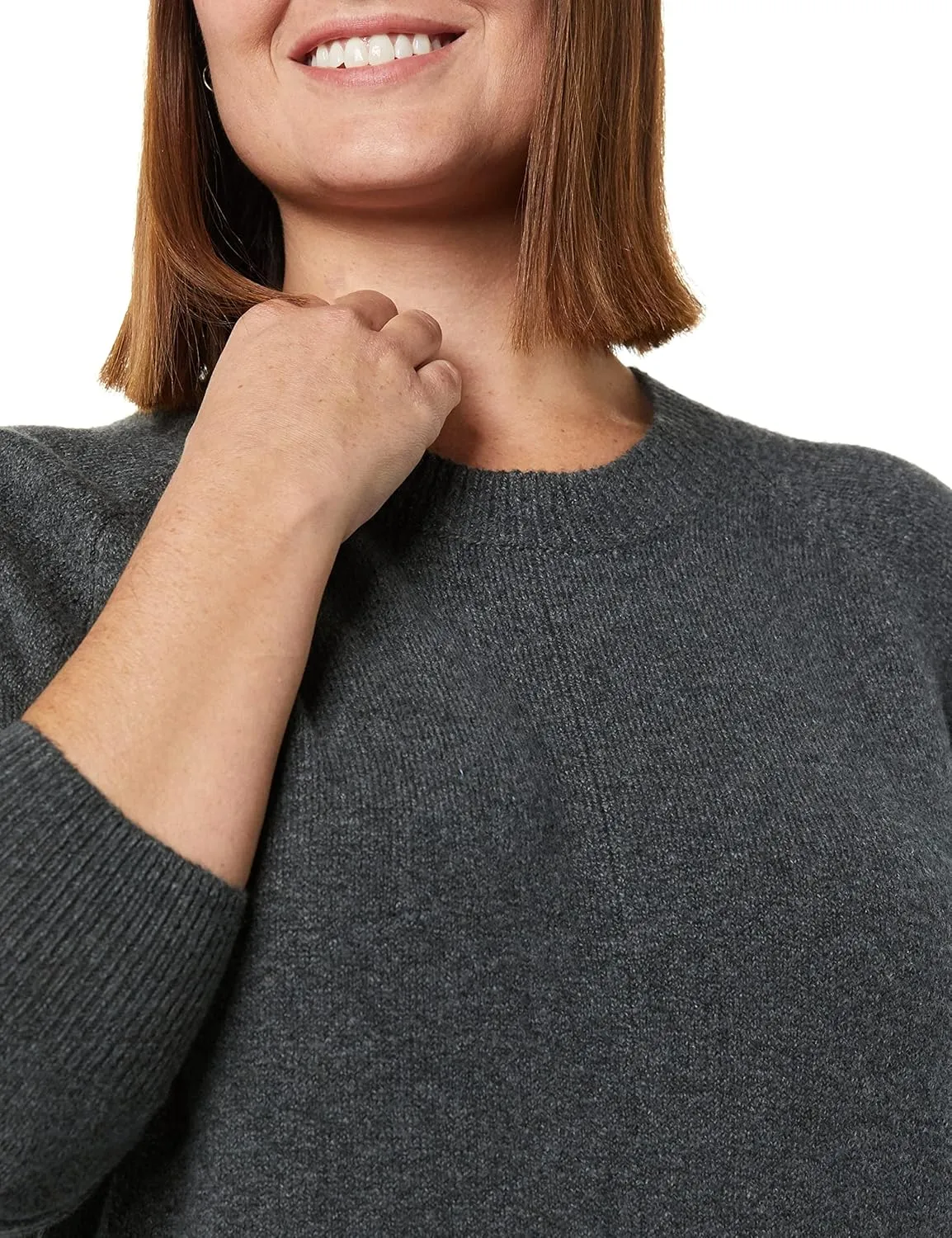 Amazon Essentials Women's Classic-Fit Soft Touch Long-Sleeve Crewneck Sweater