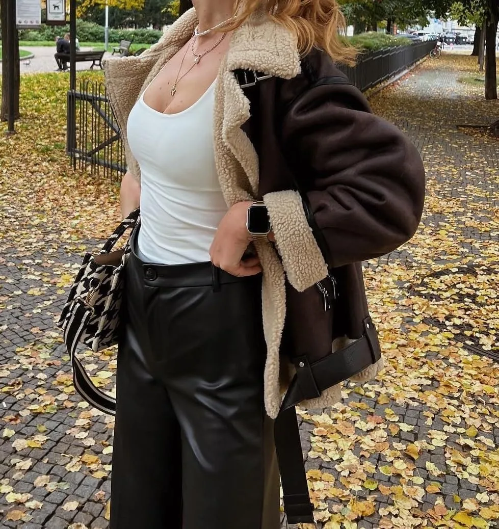 Aonoapll Women Faux Leather Sherpa Moto Jacket Lapel Fleece Lining Crop Leather Coat Y2k Shearling Bomber Jacket Streetwear