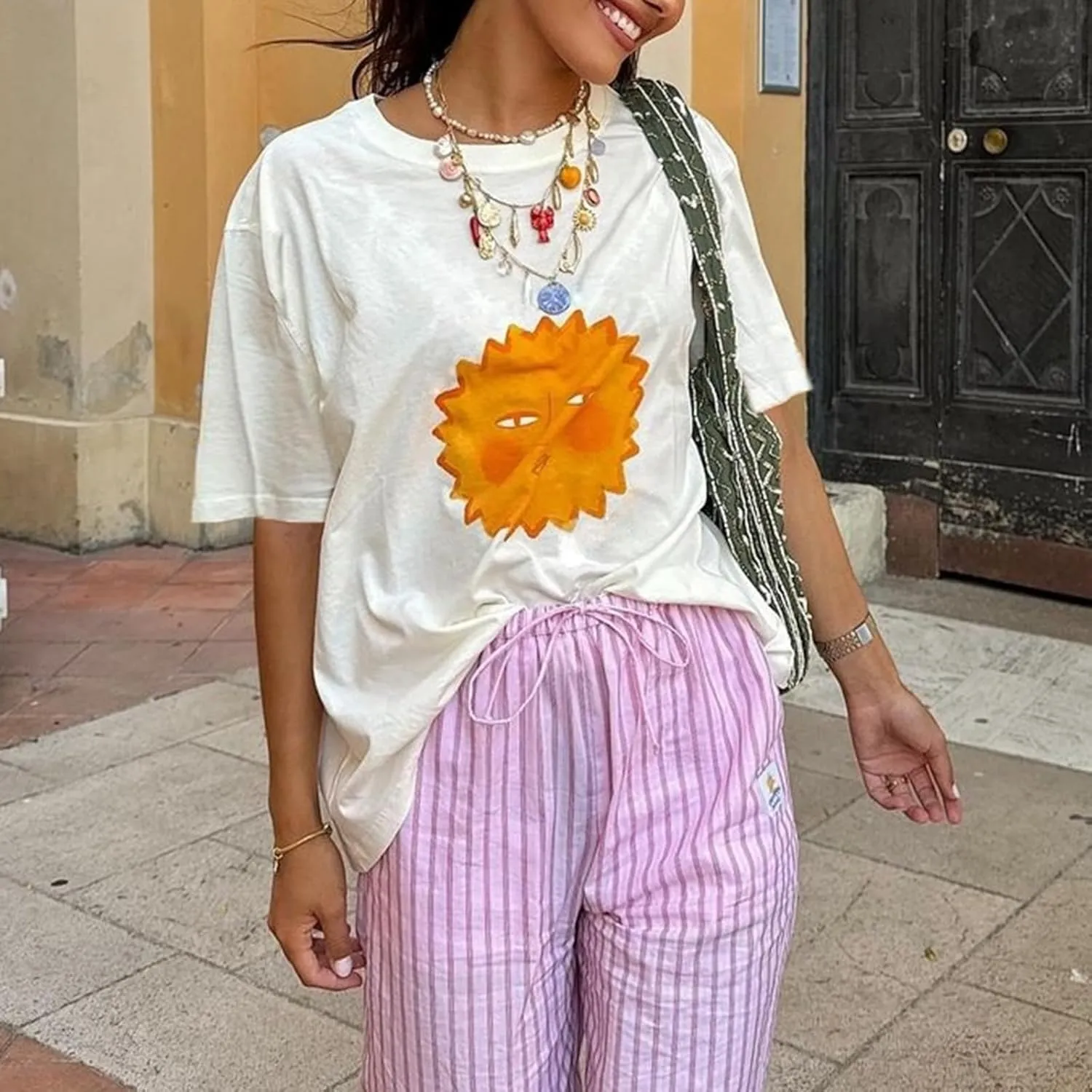 Women Oversized Graphic Print Graffiti Short Sleeve Crew Neck Streetwear T Shirts Y2k Going Out Tops Aesthetic Tee