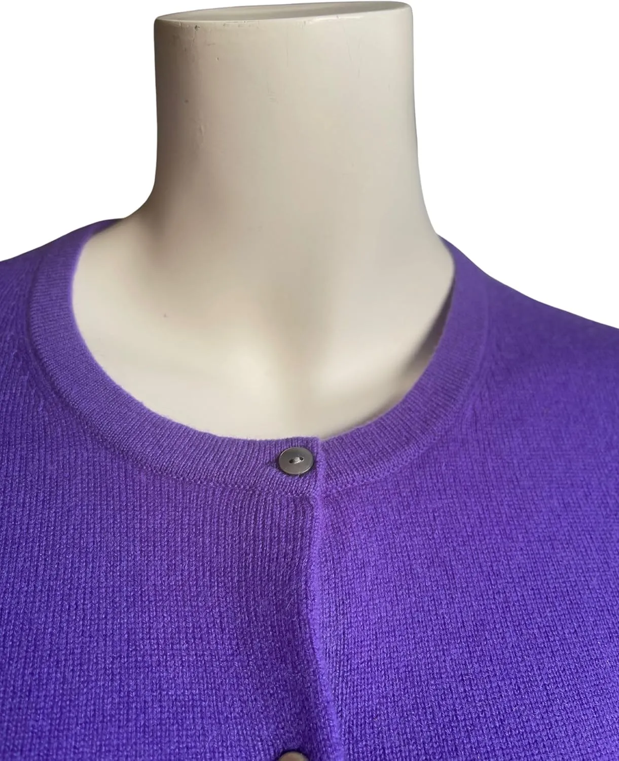 Women's 100% Cashmere Button Front Long Sleeve Cardigan Sweater. Comfort, Luxury, and Insulation, Soft Silky Texture