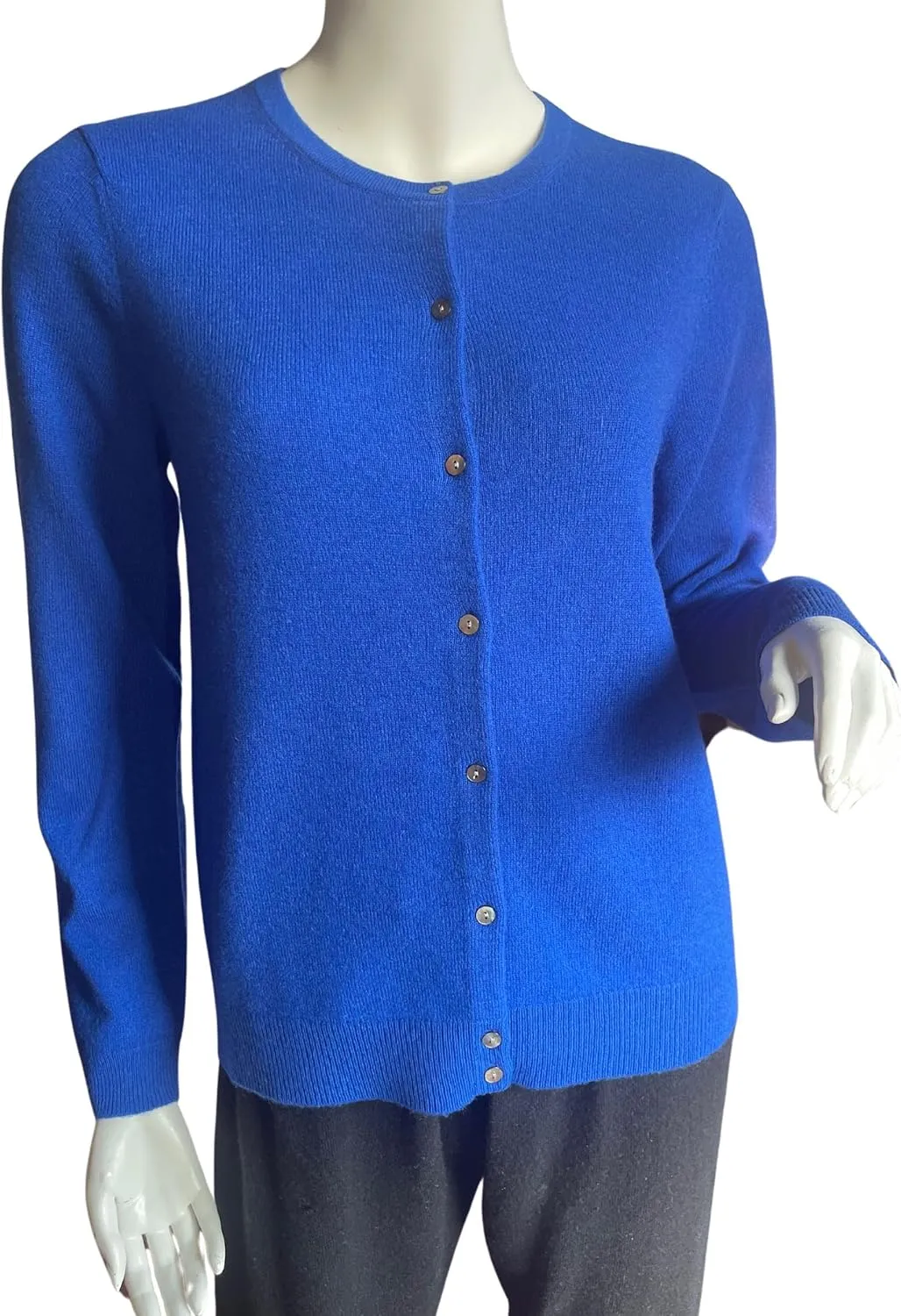 Women's 100% Cashmere Button Front Long Sleeve Cardigan Sweater. Comfort, Luxury, and Insulation, Soft Silky Texture