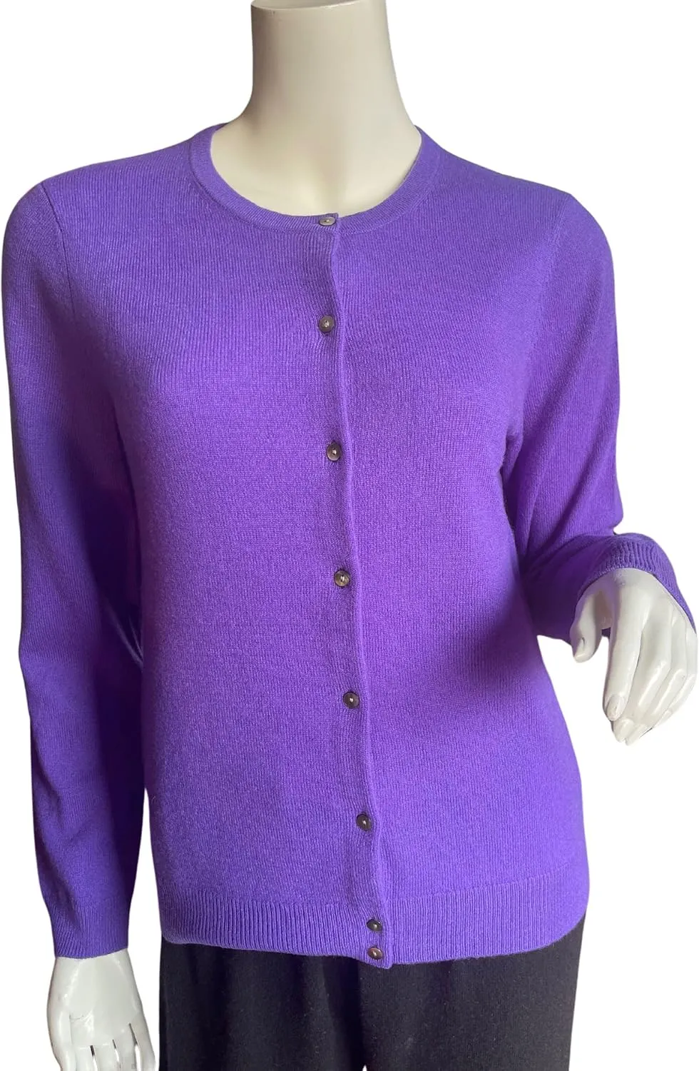 Women's 100% Cashmere Button Front Long Sleeve Cardigan Sweater. Comfort, Luxury, and Insulation, Soft Silky Texture